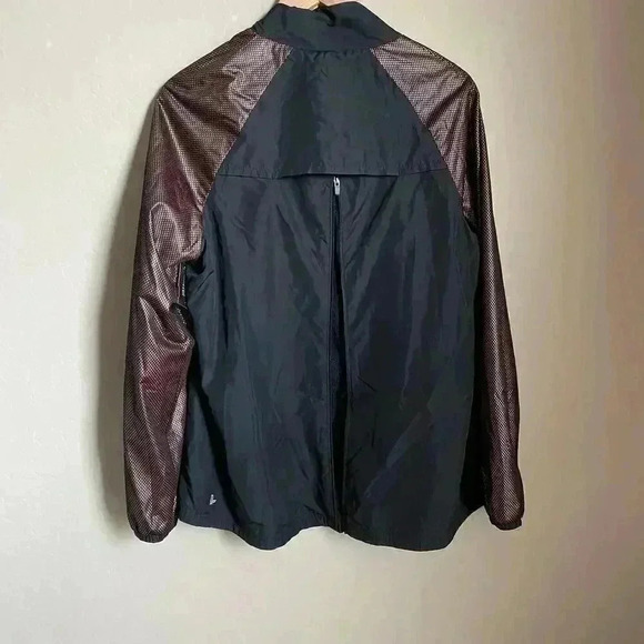 Fabletics Afina Jacket in Black and Rose Gold‎ - Picture 15 of 15